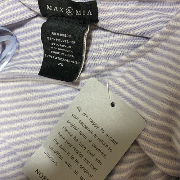 Max & Mia Stripped Tie Front Long Sleeve Tee - Picture 6 of 7